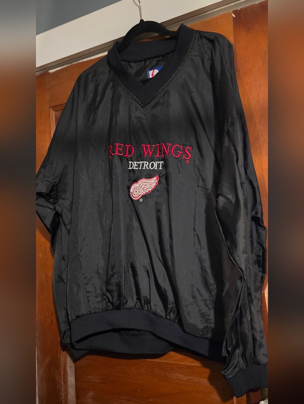 Pro Player Detroit Red Wings Black Pullover Windbreaker